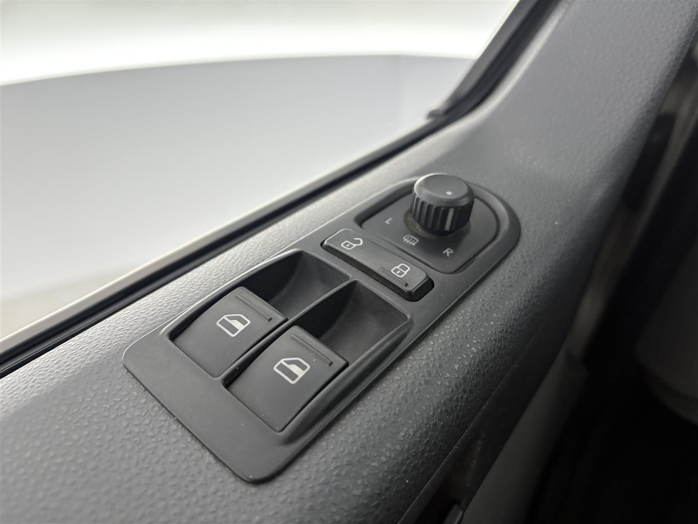 VOLKSWAGEN Transporter 2010