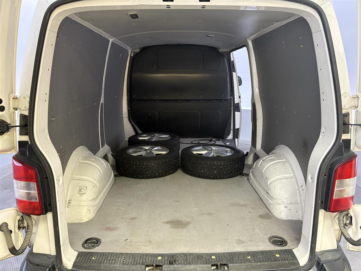 VOLKSWAGEN Transporter 2010