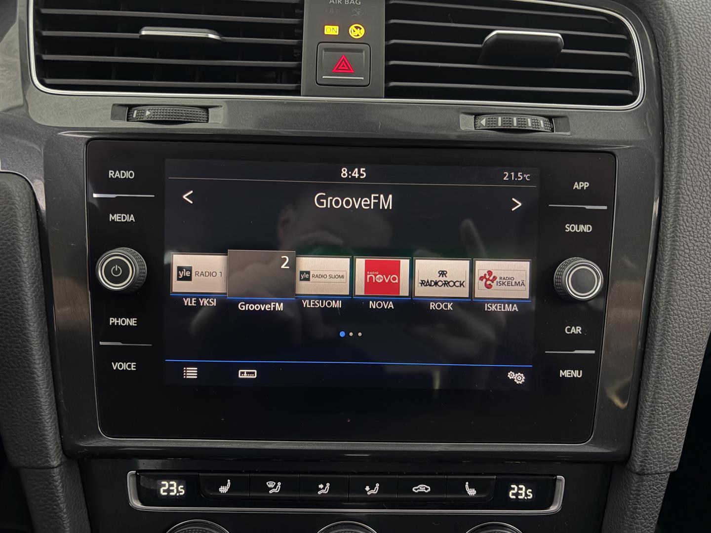 VOLKSWAGEN Golf 2018