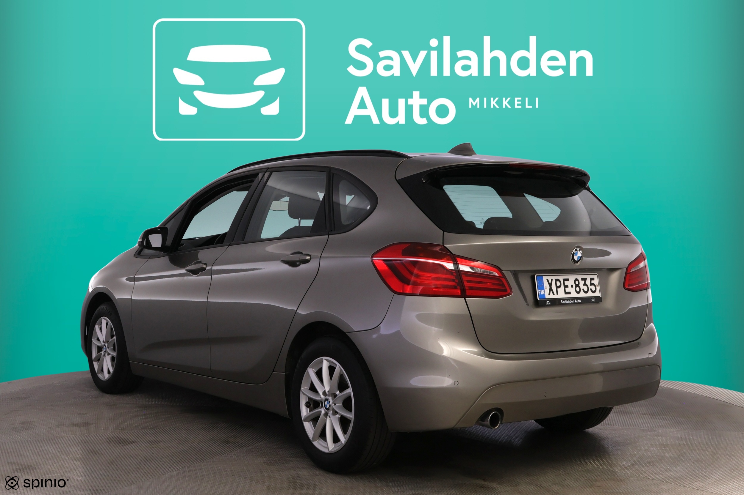 BMW 218 2015