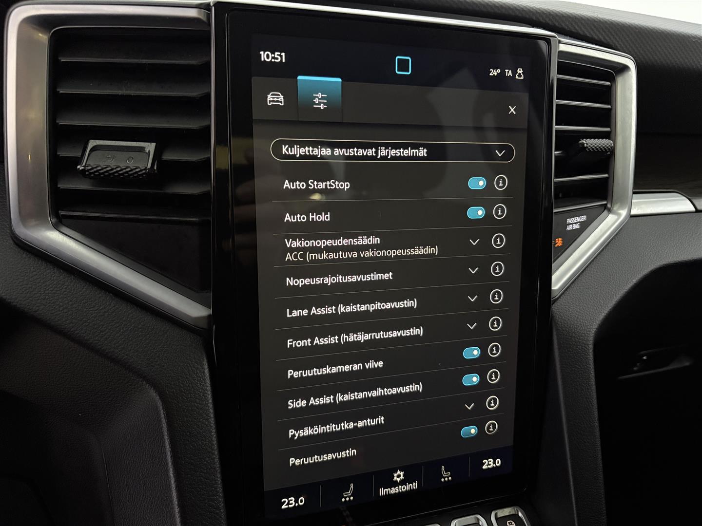 VOLKSWAGEN Amarok 2024