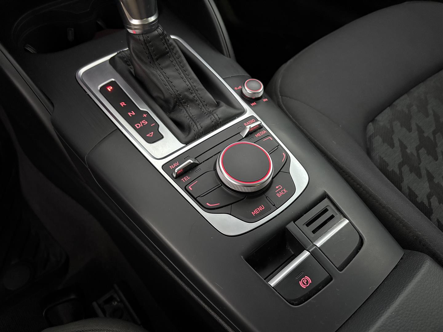 AUDI A3 2014