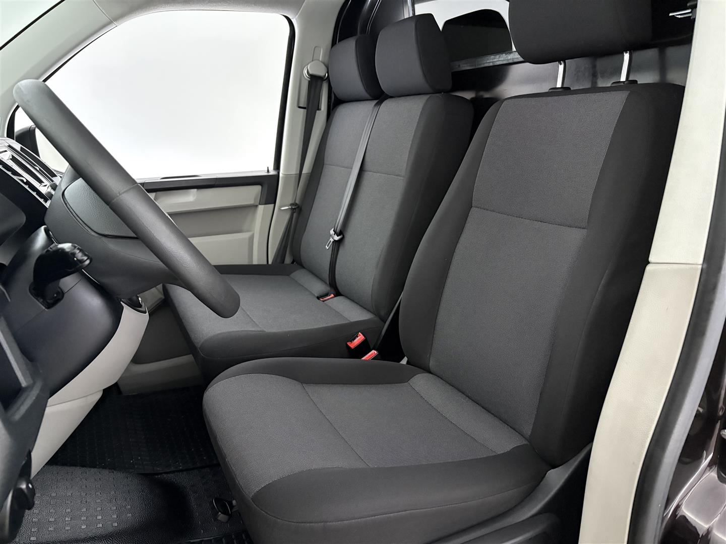 VOLKSWAGEN Transporter 2015