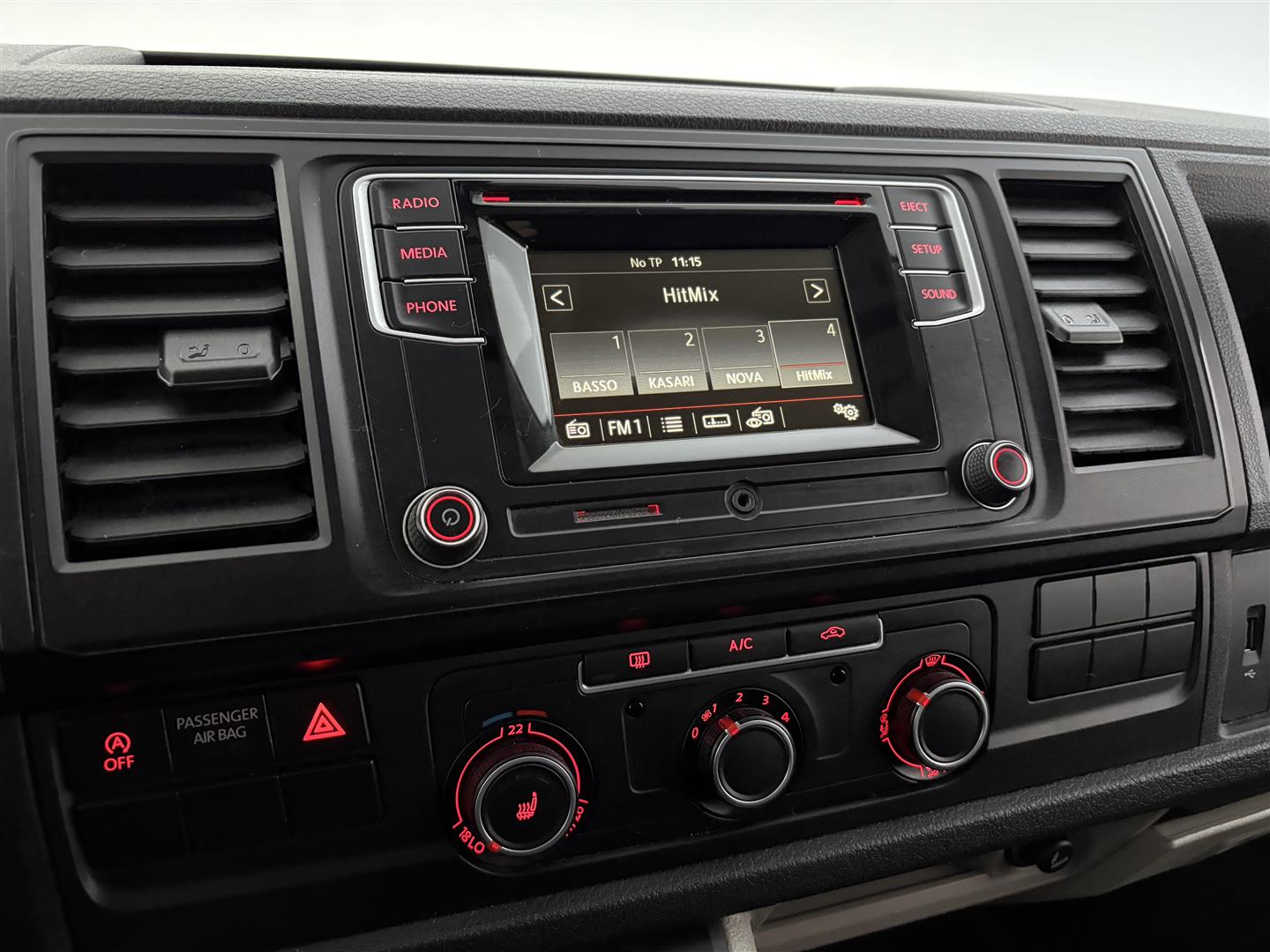 VOLKSWAGEN Transporter 2015
