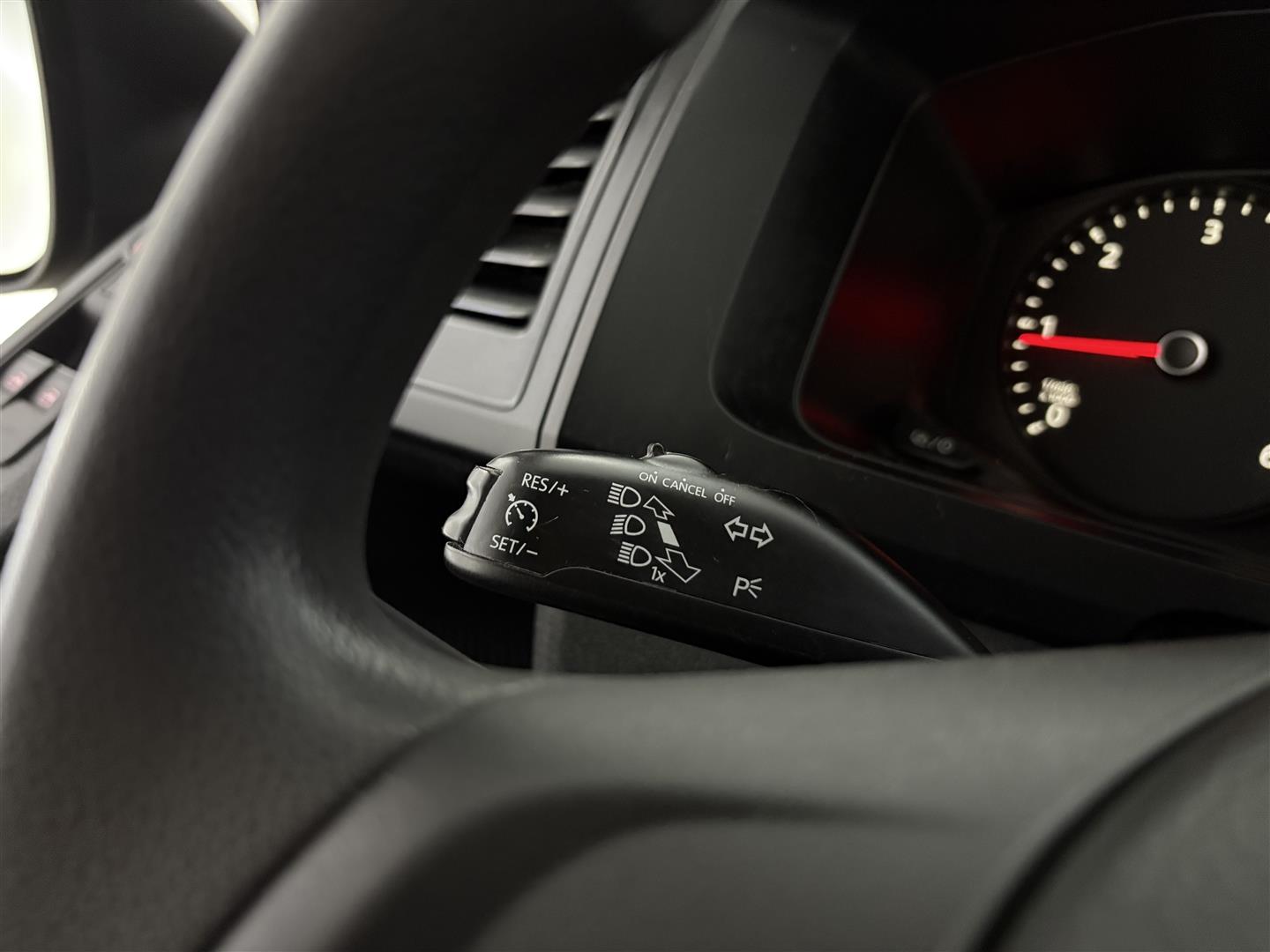 VOLKSWAGEN Transporter 2015