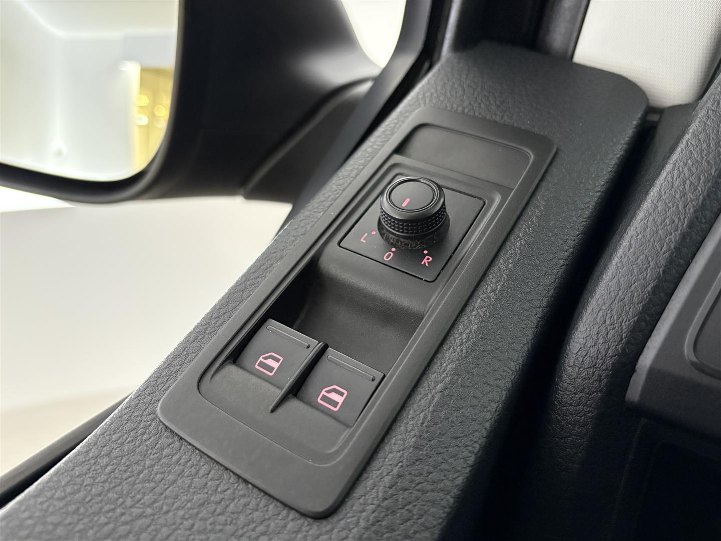 VOLKSWAGEN Transporter 2015