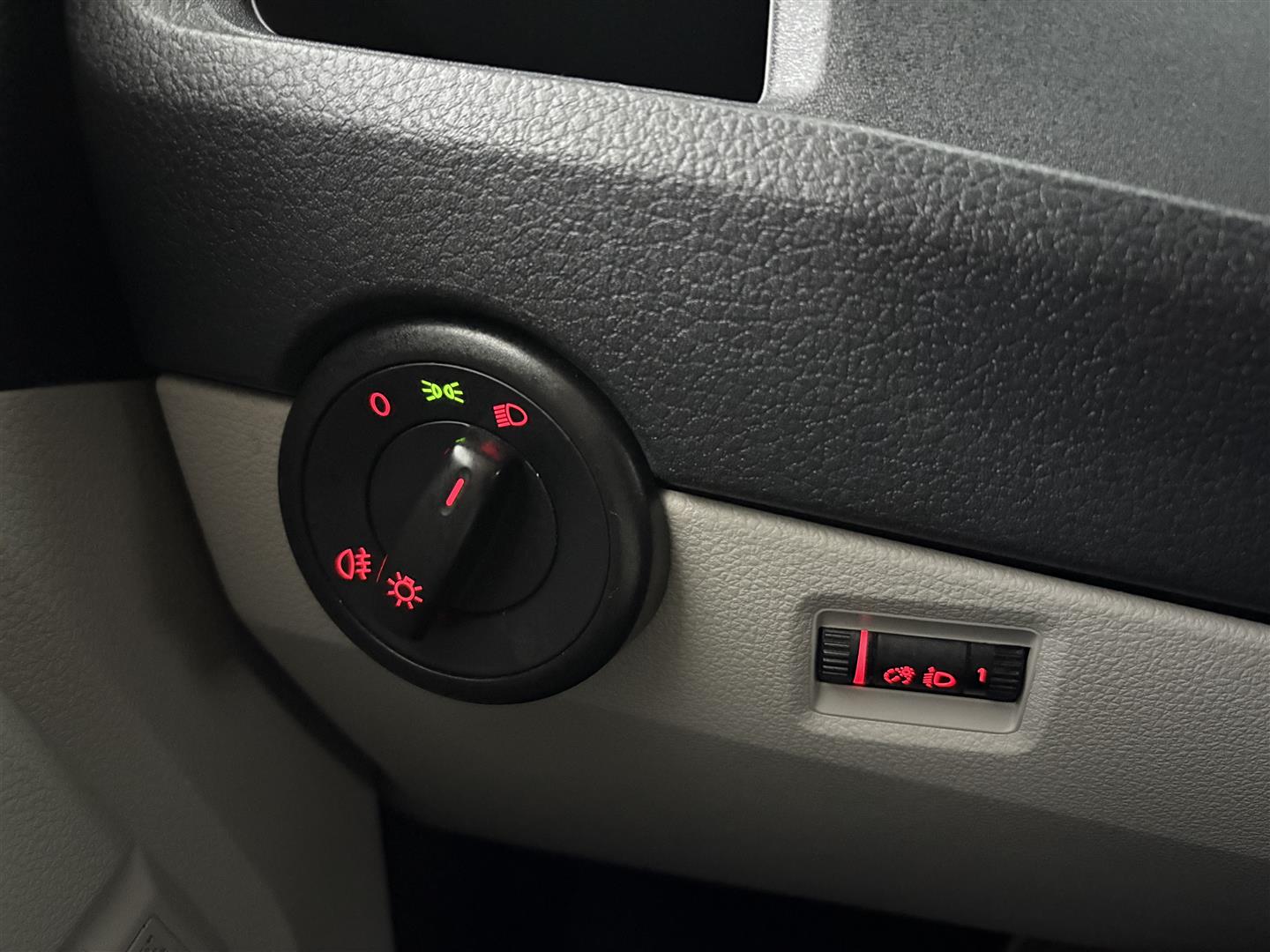 VOLKSWAGEN Transporter 2015