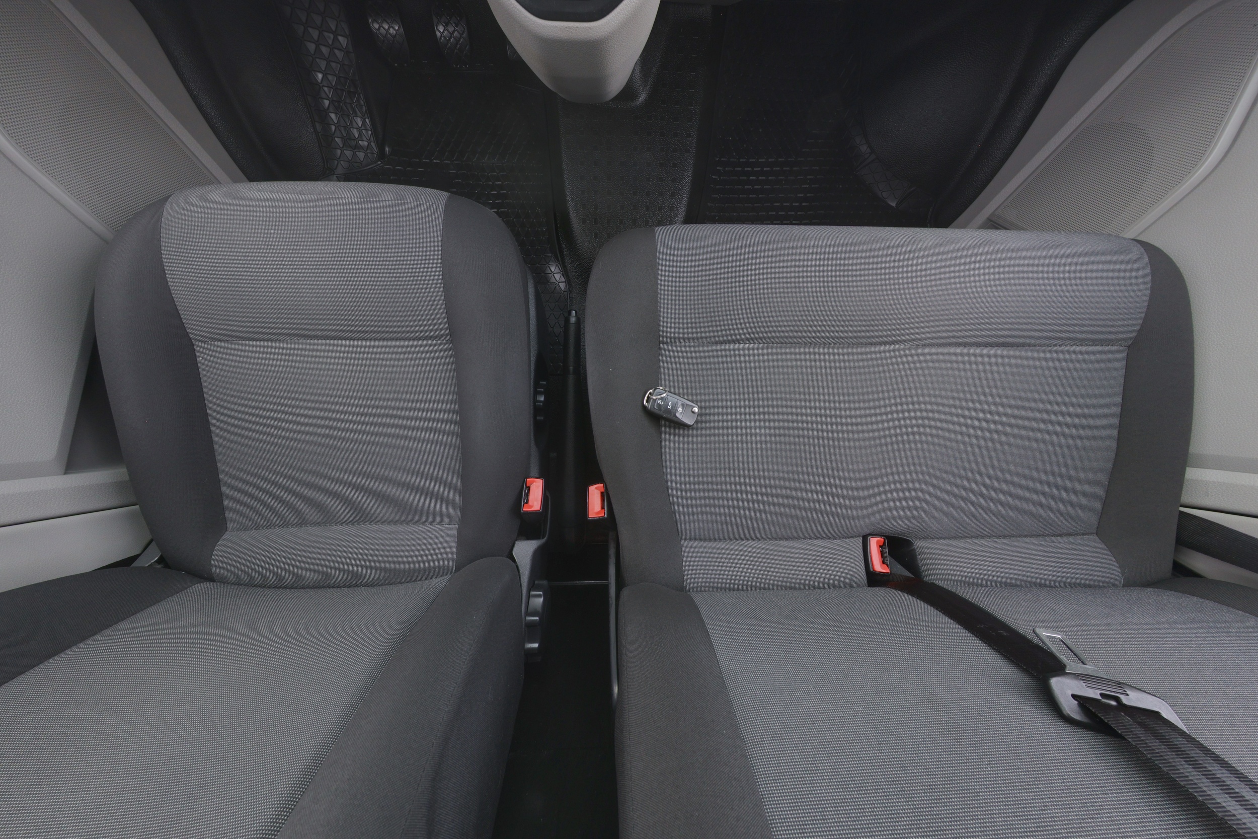VOLKSWAGEN Transporter 2015