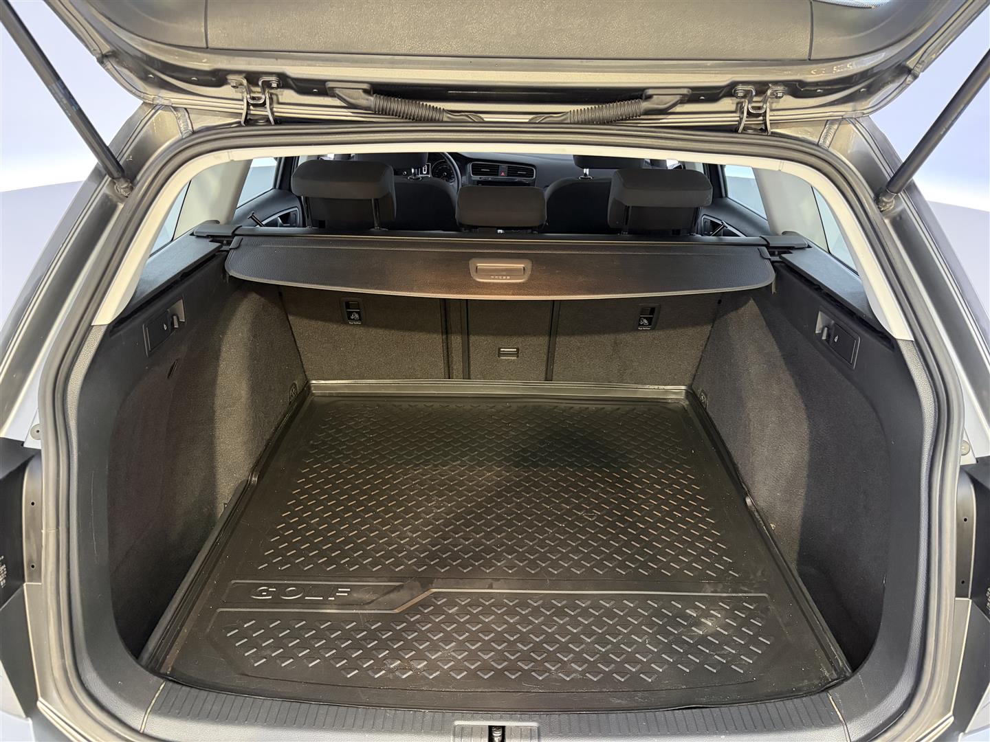 VOLKSWAGEN Golf 2017