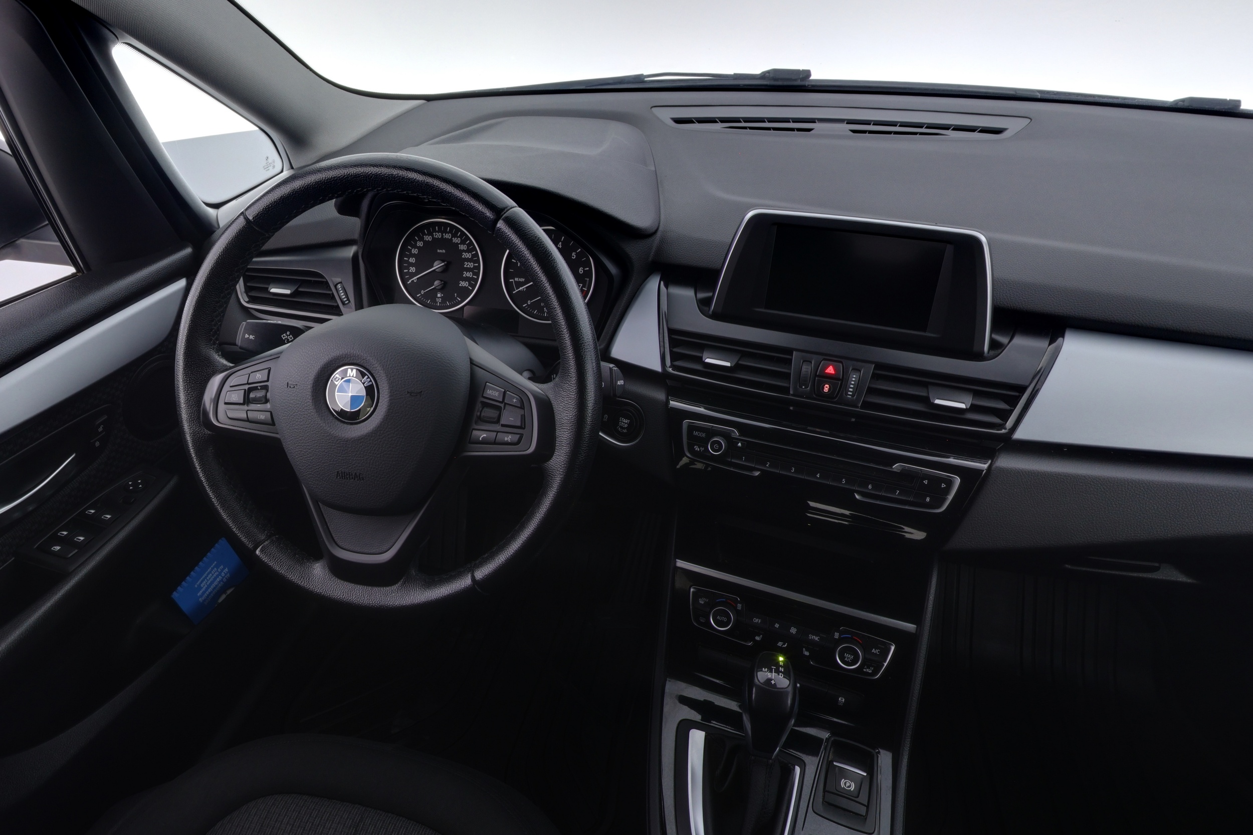 BMW 218 2017