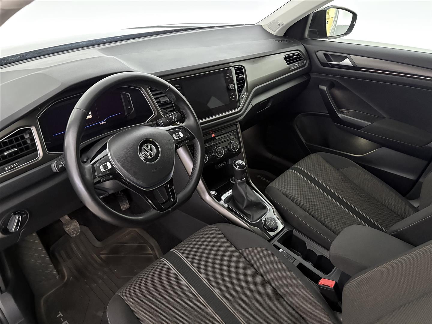 VOLKSWAGEN T-Roc 2018