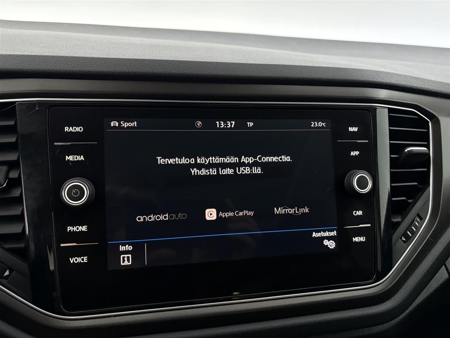 VOLKSWAGEN T-Roc 2018