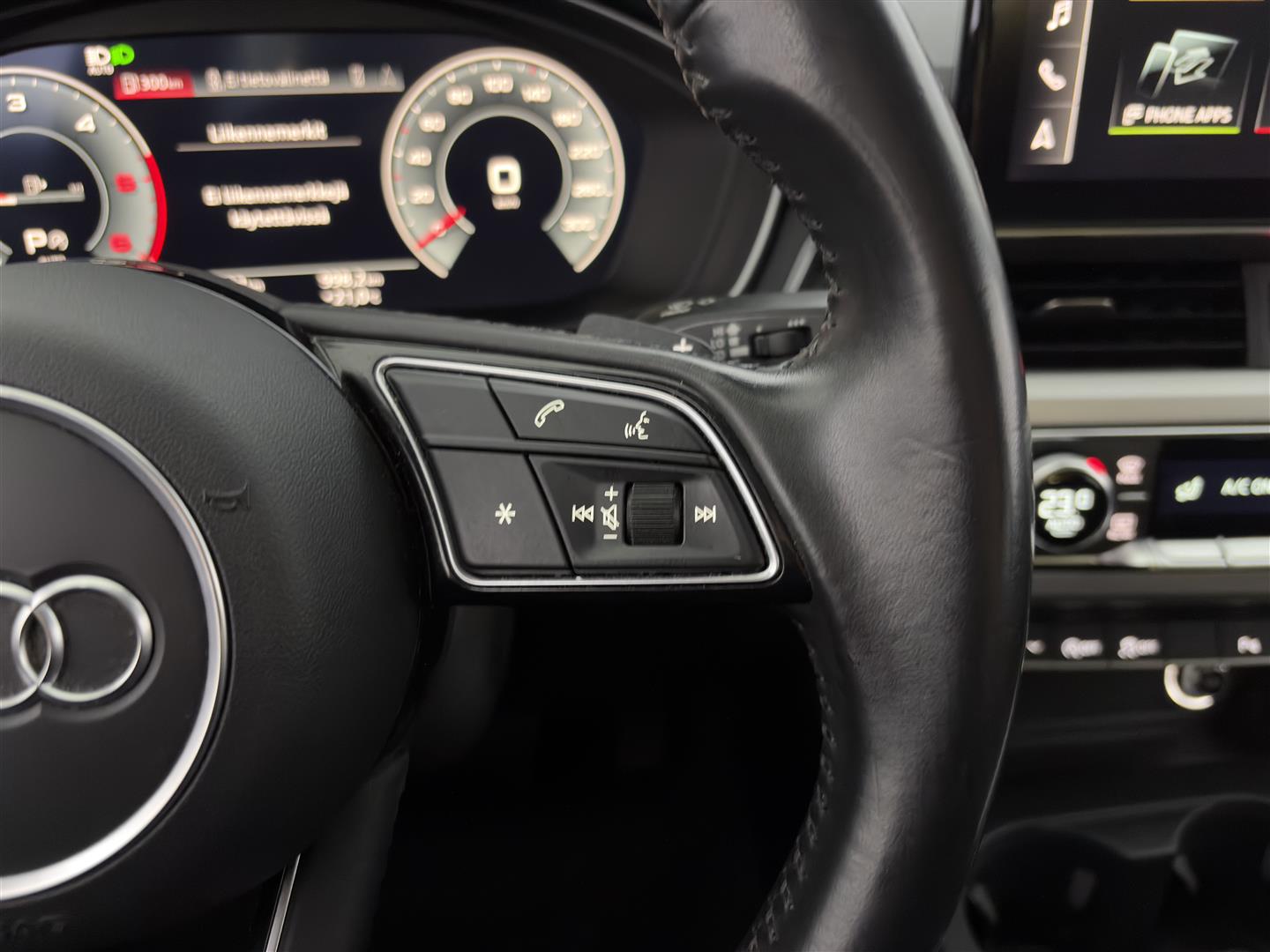 AUDI A4 2020