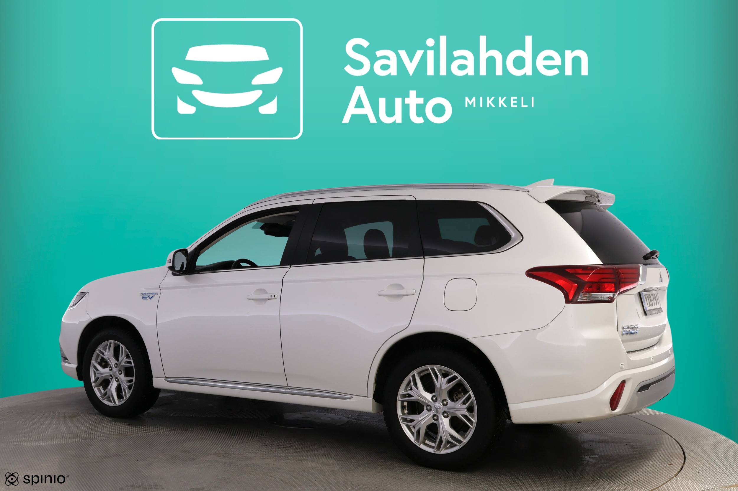 Mitsubishi Outlander PHEV 2021