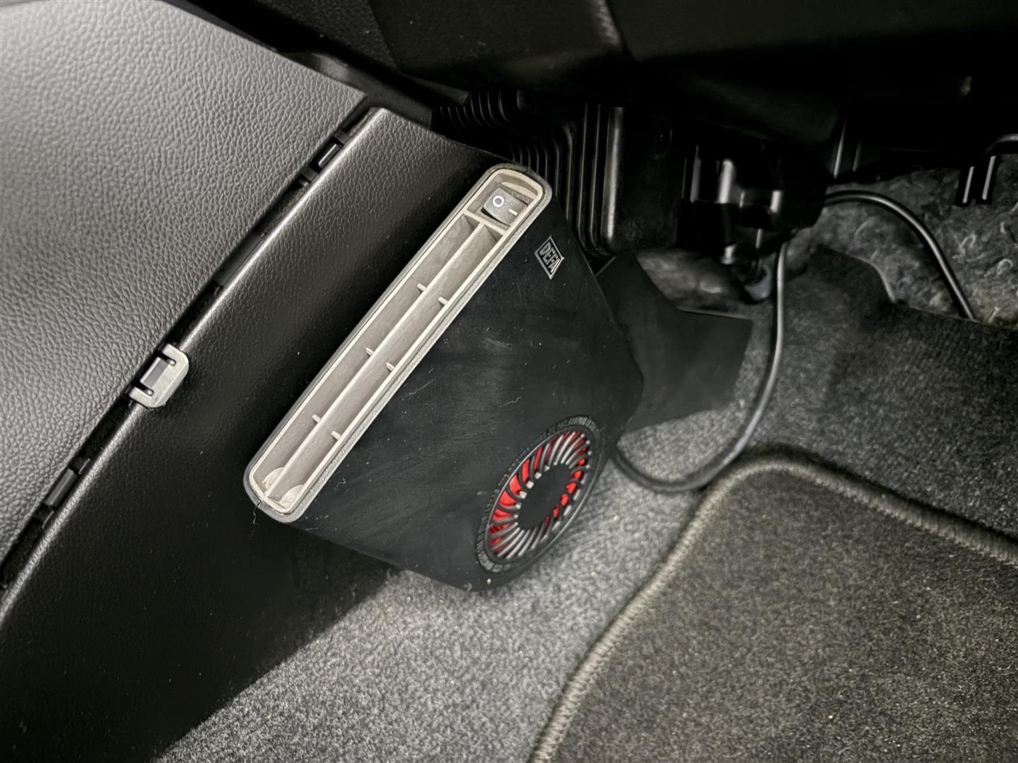 SUZUKI Swift 2017