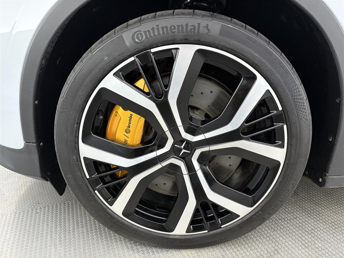 POLESTAR 2 2022