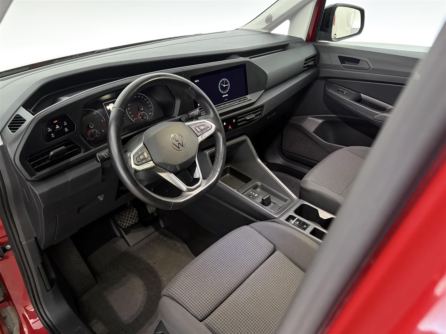 VOLKSWAGEN Caddy 2023