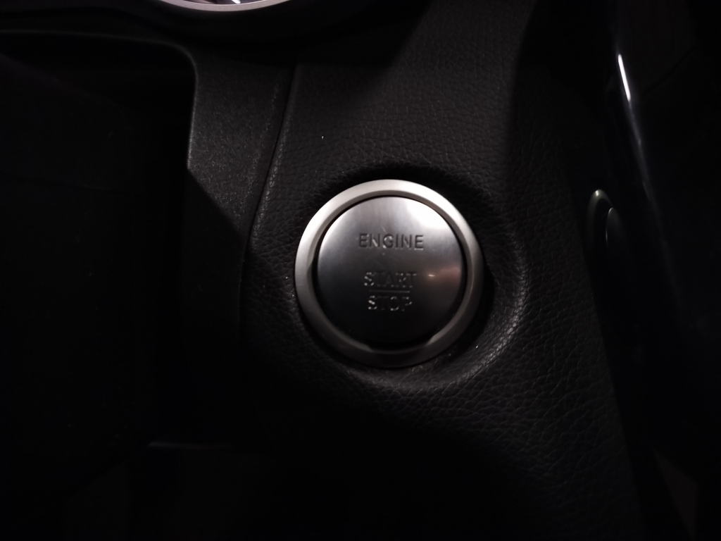 MERCEDES-BENZ C 2015