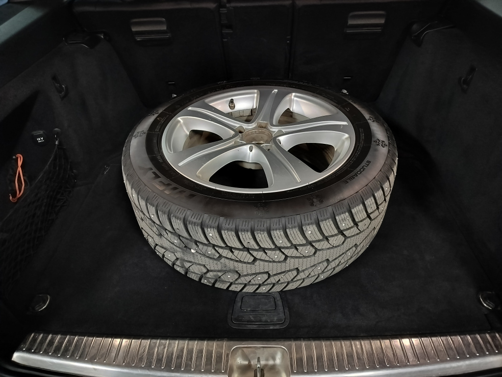 MERCEDES-BENZ C 2015