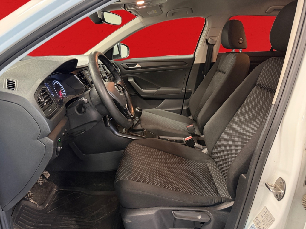 VOLKSWAGEN T-ROC 2021