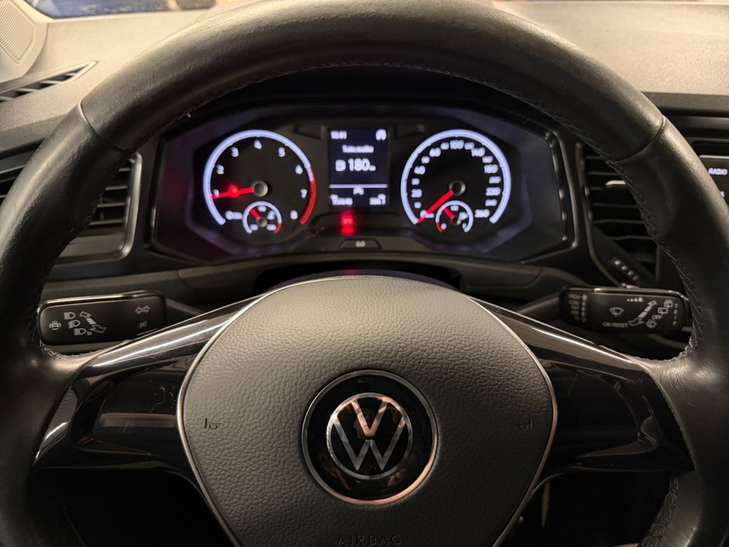 VOLKSWAGEN T-ROC 2021