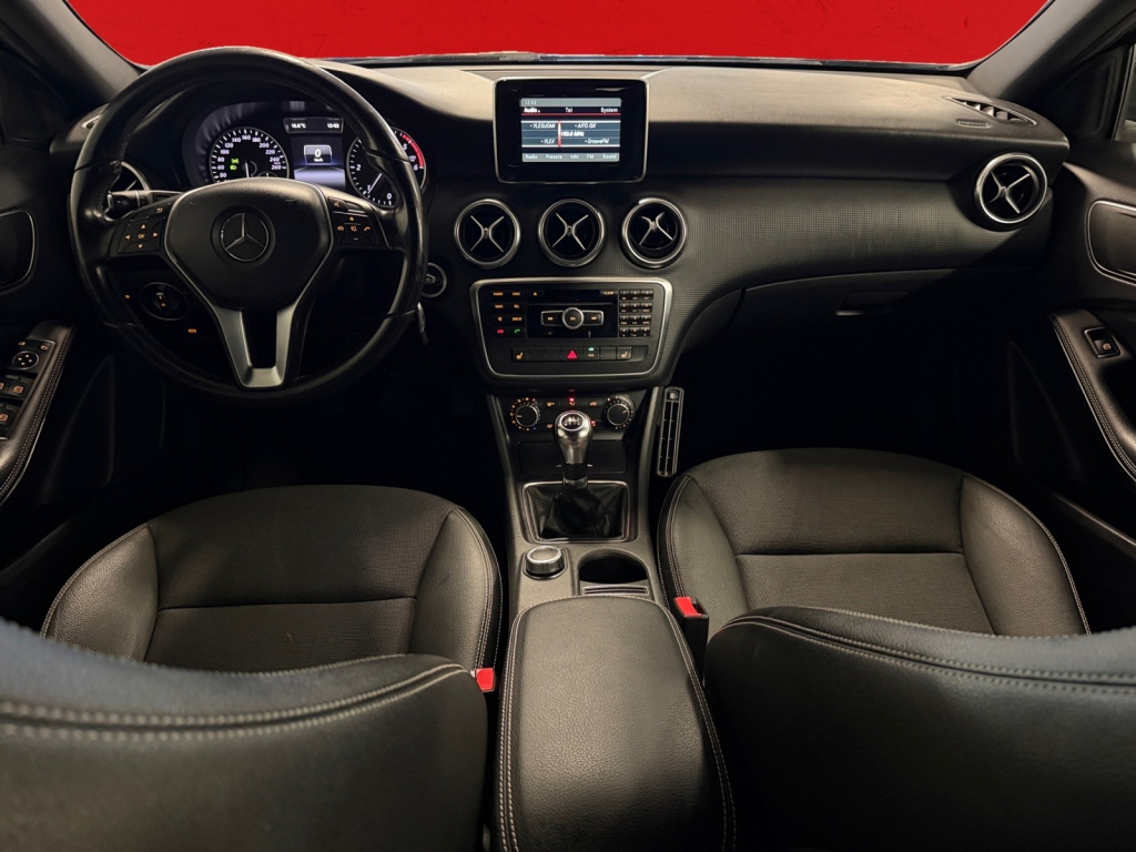 MERCEDES-BENZ A 2014