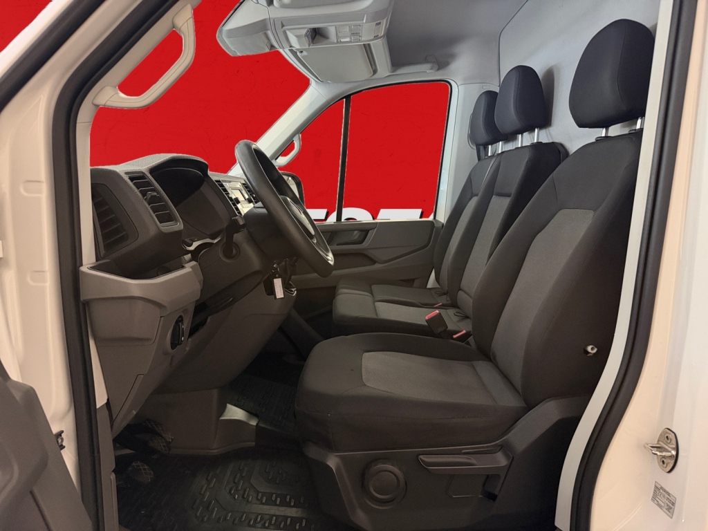 VOLKSWAGEN Crafter 10
