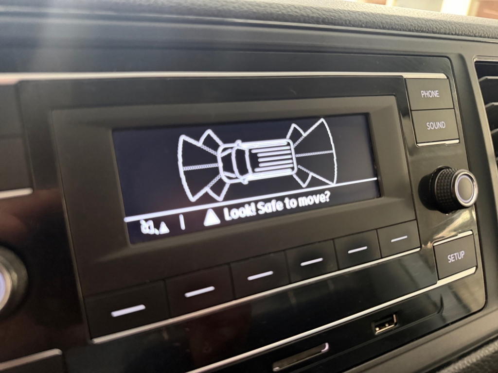VOLKSWAGEN Crafter 22