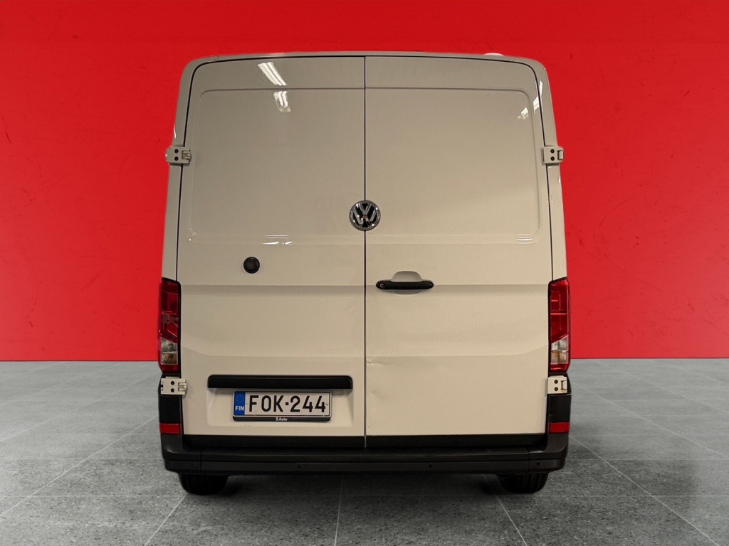 VOLKSWAGEN Crafter 8
