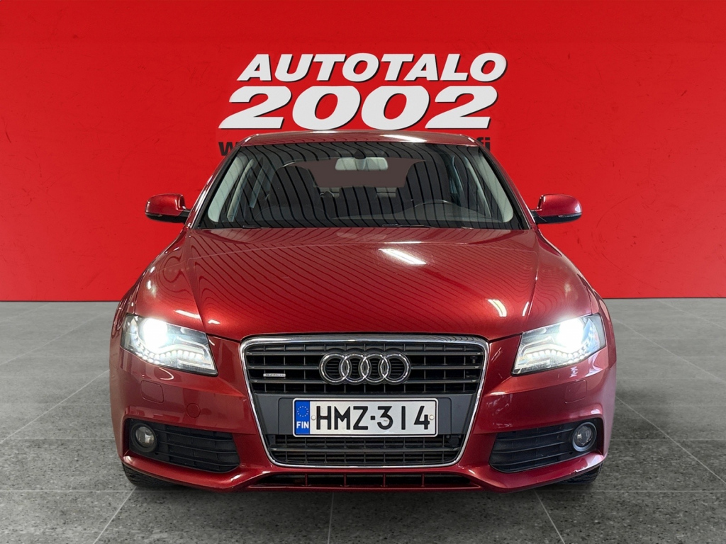 AUDI A4 2011