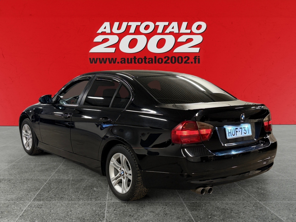 BMW 325 2005