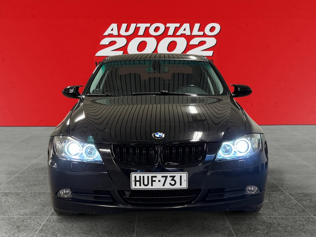 BMW 325 2005