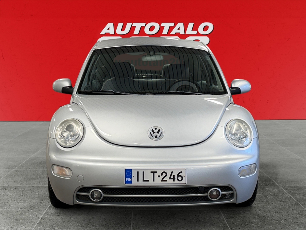 VOLKSWAGEN New Beetle 2005