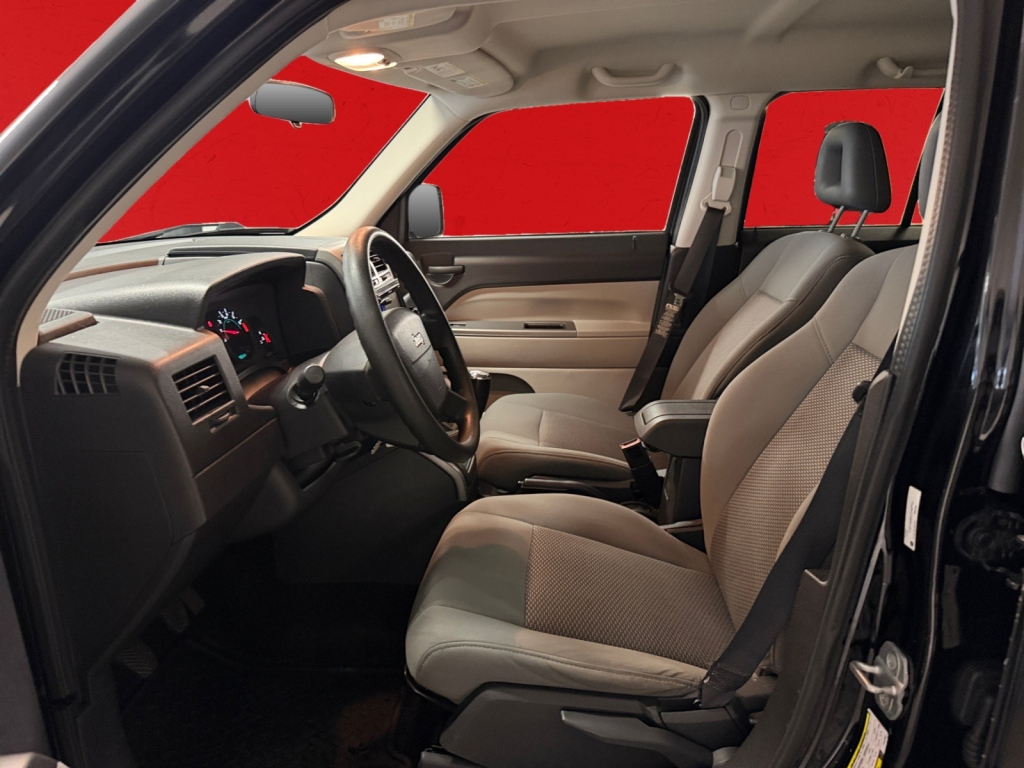 JEEP Patriot 10