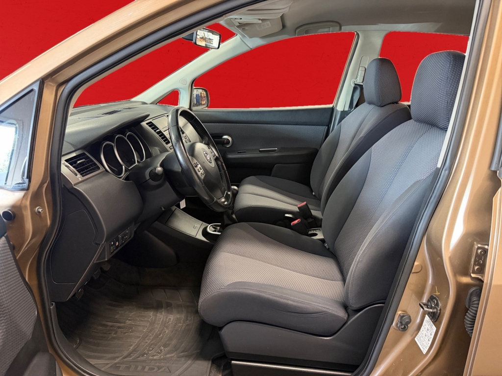 NISSAN Tiida 10