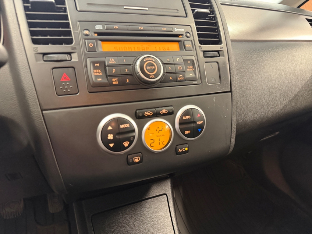 NISSAN Tiida 22