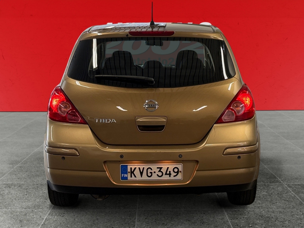 NISSAN Tiida 8