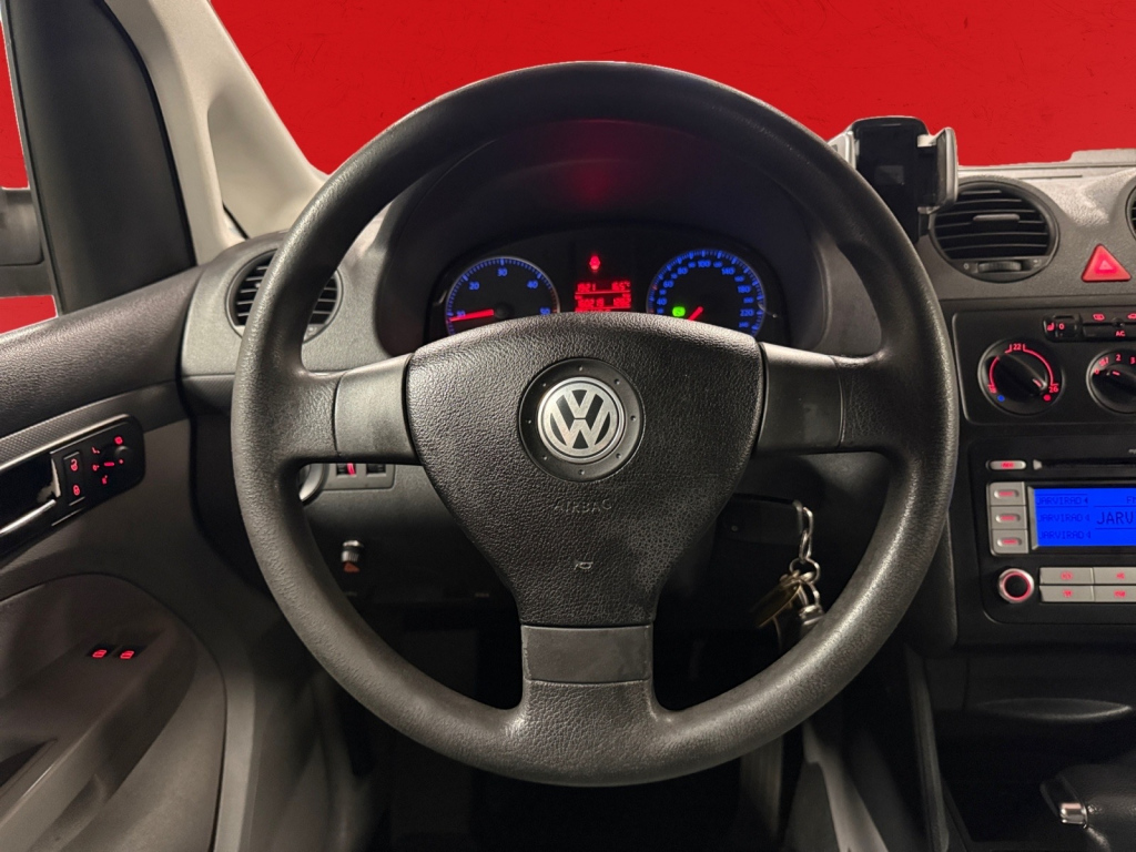 VOLKSWAGEN Caddy 13