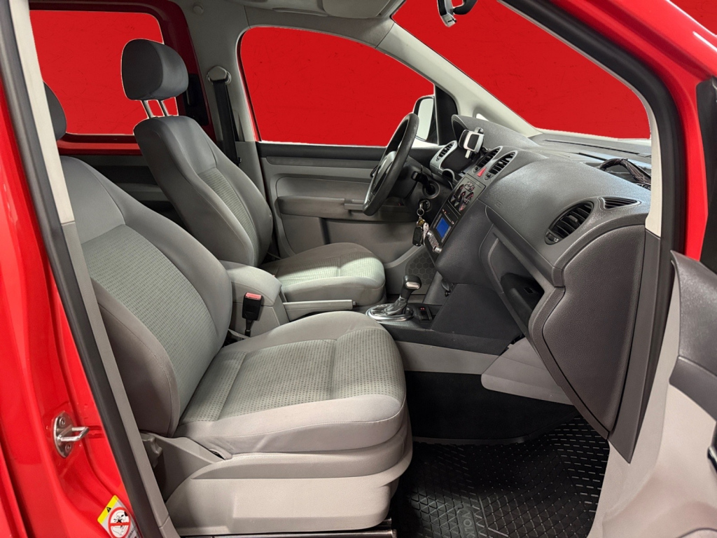 VOLKSWAGEN Caddy 17