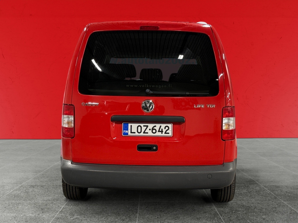 VOLKSWAGEN Caddy 8