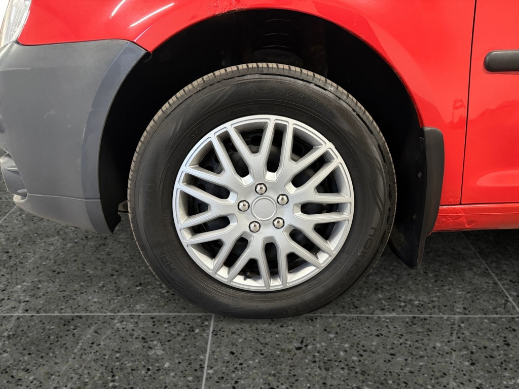 VOLKSWAGEN Caddy 9