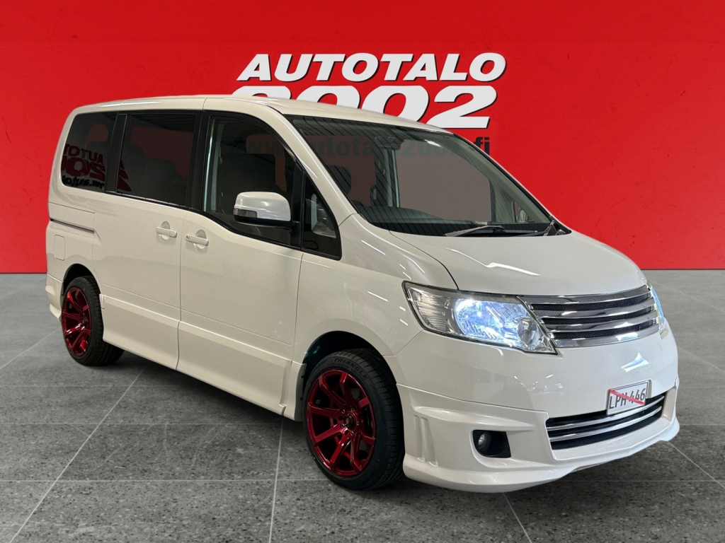 NISSAN Serena 2008