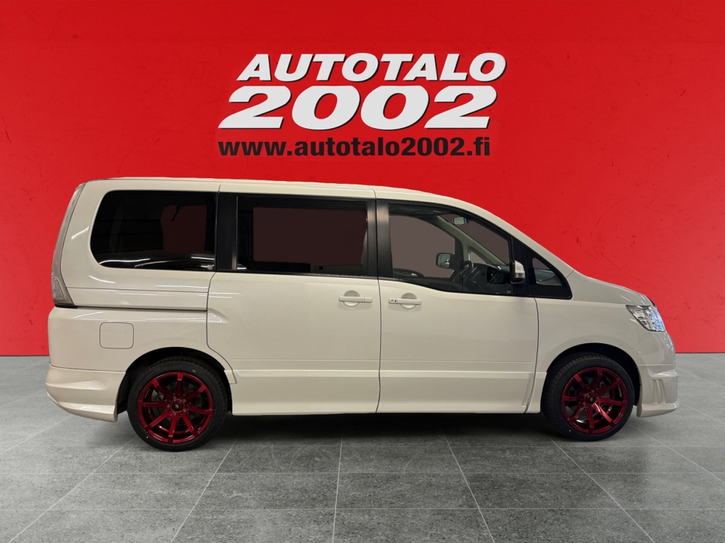 NISSAN Serena 2008