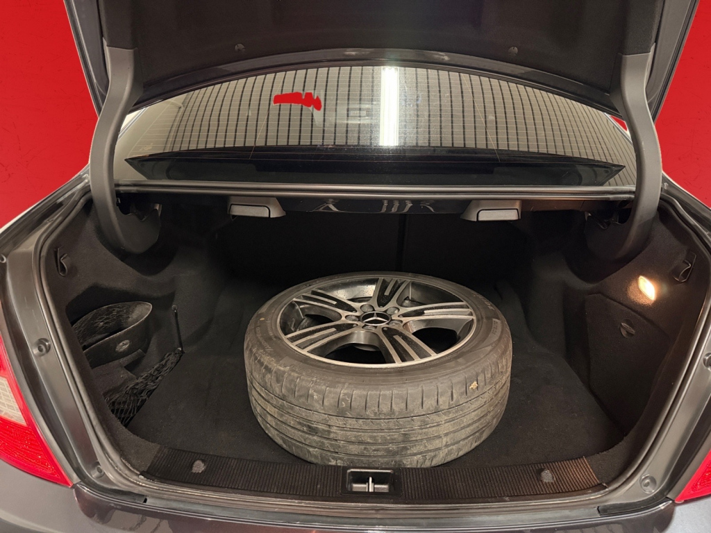 MERCEDES-BENZ C 2010