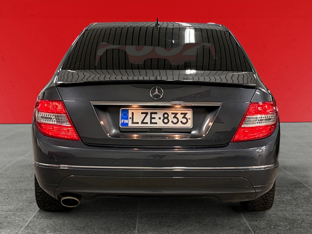 MERCEDES-BENZ C 2010