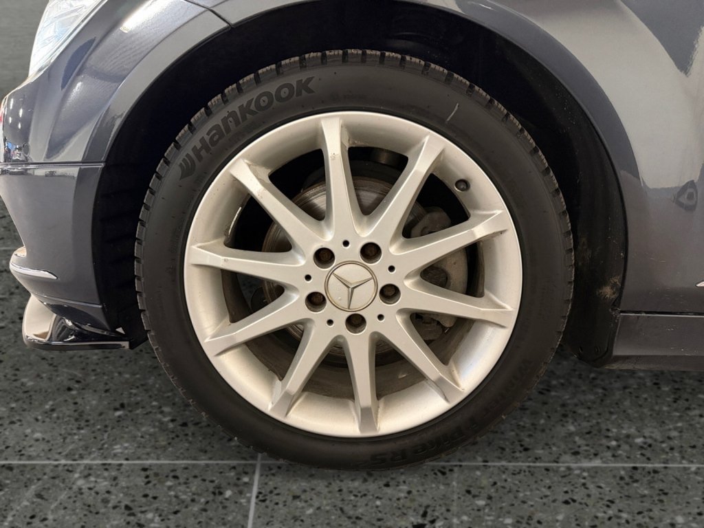 MERCEDES-BENZ C 2010