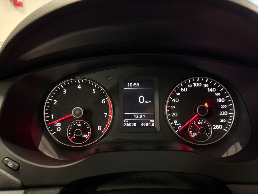 VOLKSWAGEN Jetta 2011