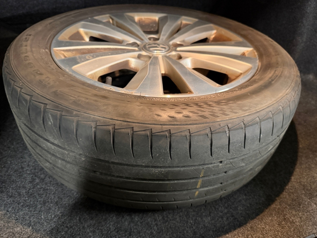 VOLKSWAGEN Jetta 2011