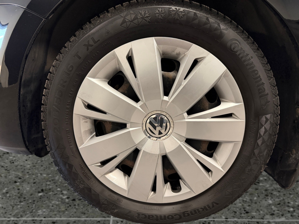 VOLKSWAGEN Jetta 2011