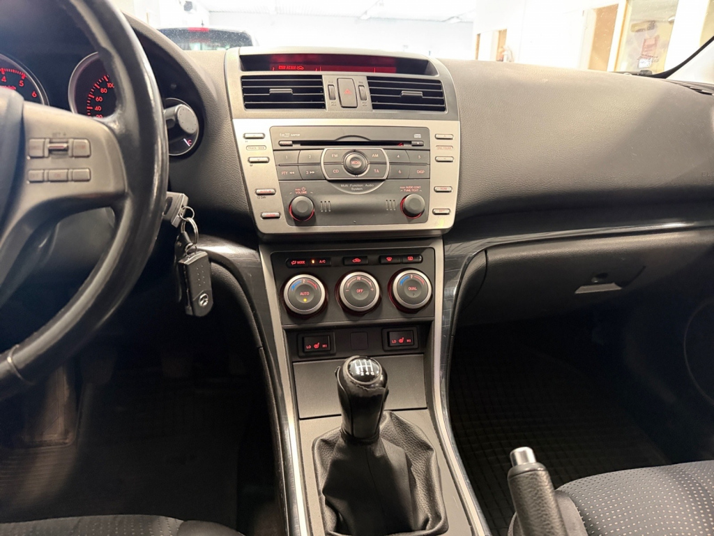 MAZDA 6 15